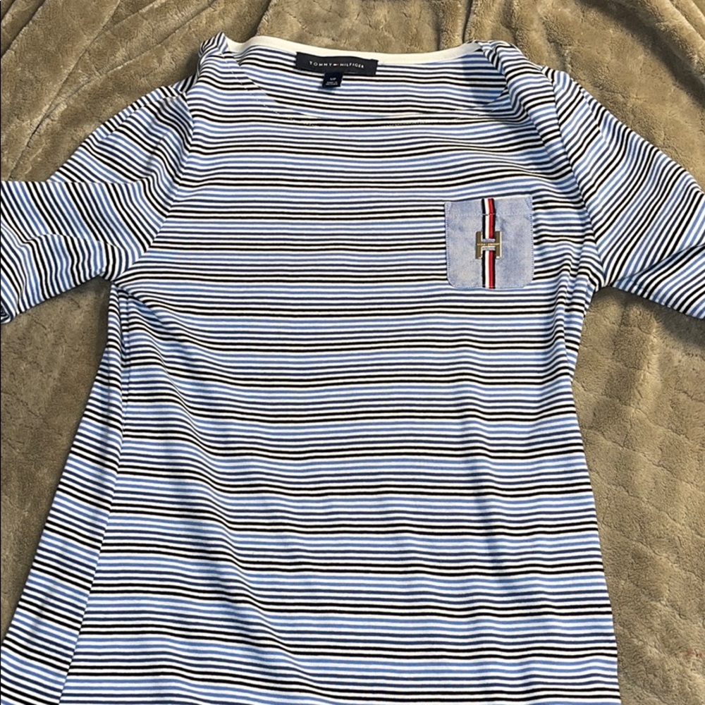 Tommy Hilfiger top